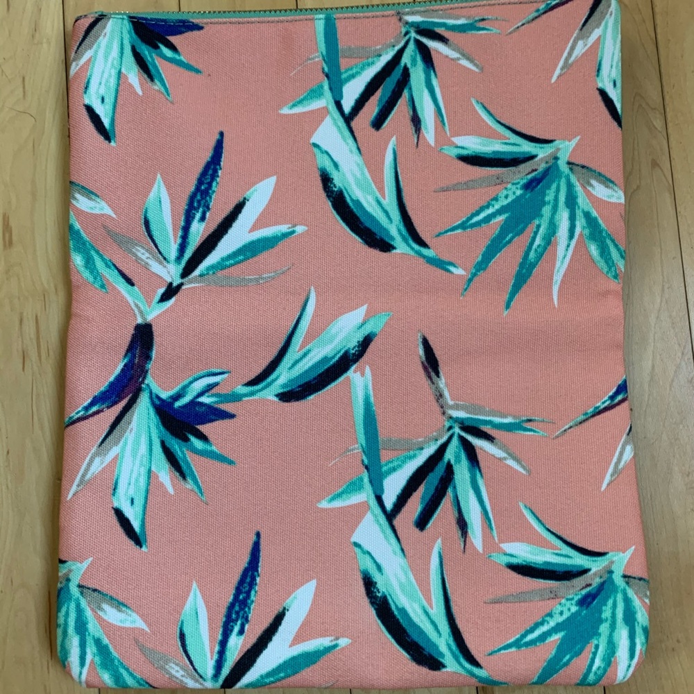 Rachel Pally Reversible Clutch - Picture 2 of 4